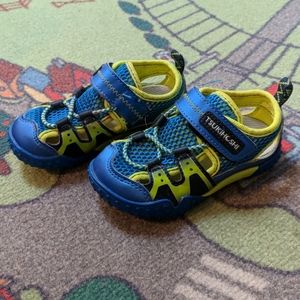 Tsukihoshi boys sandals
